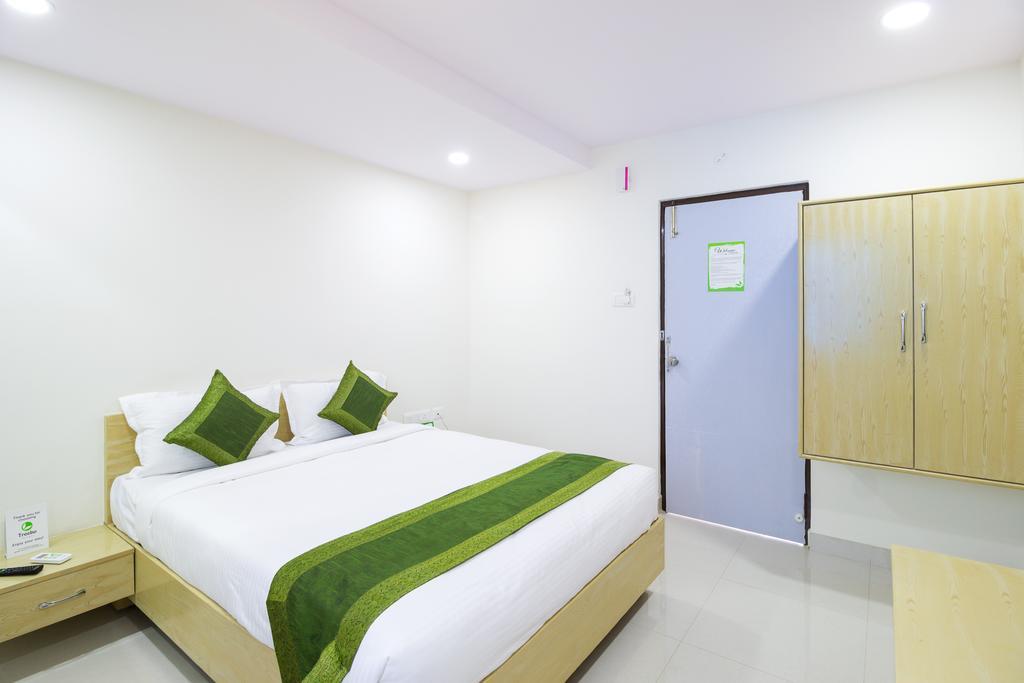 Hotel Pratz Inn Хайдарабад Экстерьер фото